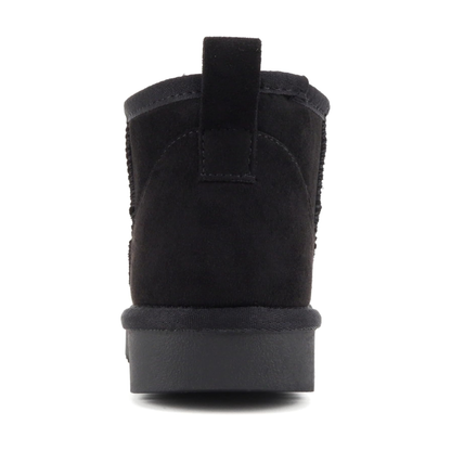 Bottines courtes noires en suédine avec semelle épaisse crantée et doublure chaude